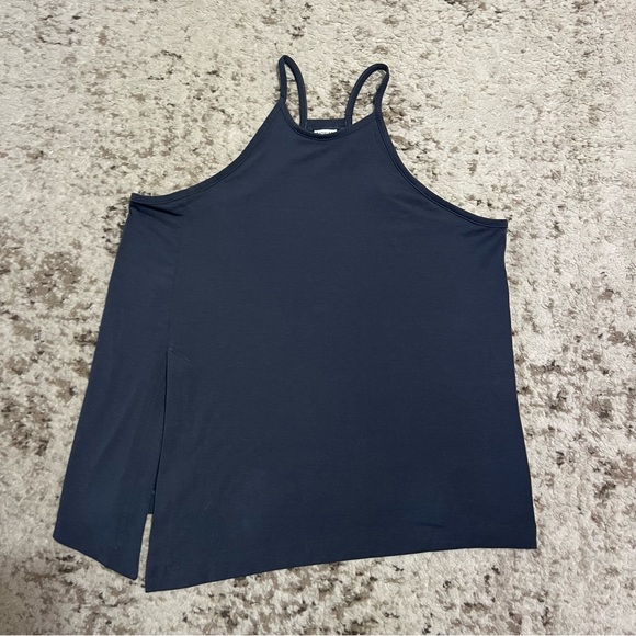 Athleta Essence Explore Tank Granite Gray High Neck Racerback size medium - Picture 4 of 12